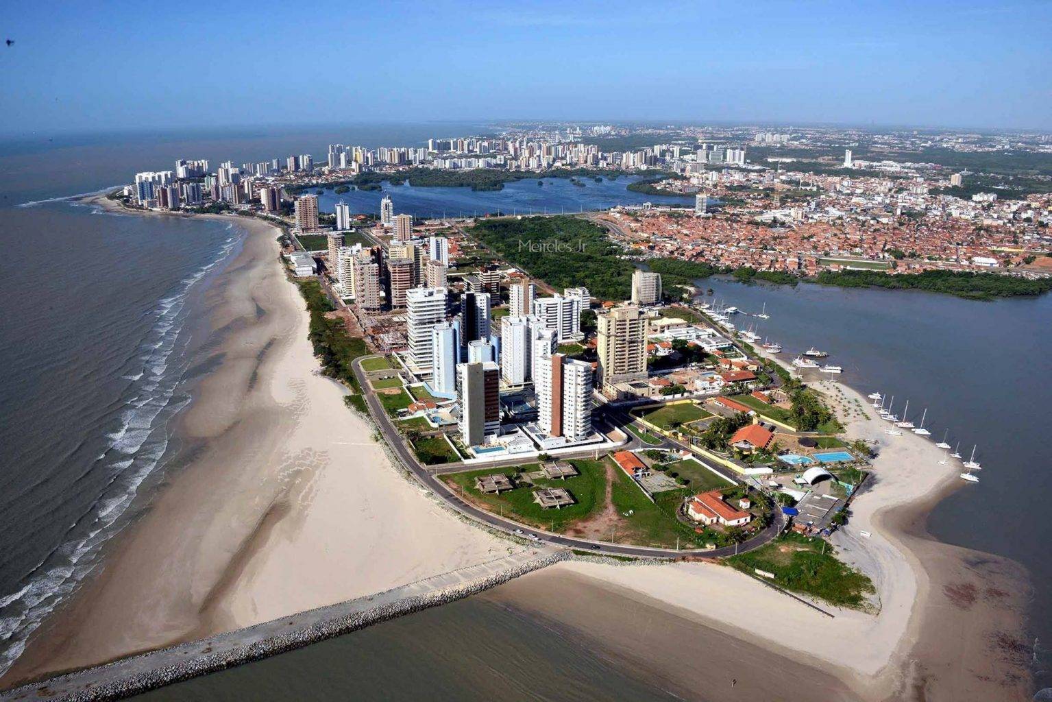 Laudo aponta praias impróprias para banho durante as férias em São Luís