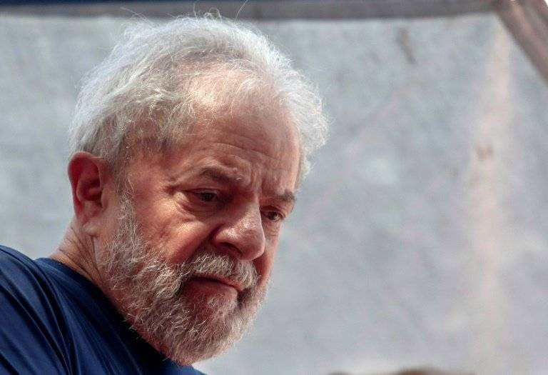 Justiça manda Lula pagar mais de R$ 31 milhões no caso do triplex