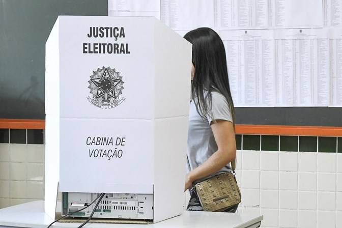 Mais de 58 mil eleitores vão às urnas para escolher novo prefeito de Bacabal