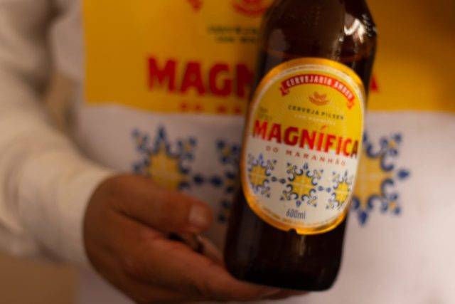 Conheça a cerveja maranhense feita da mandioca produzida no Maranhão