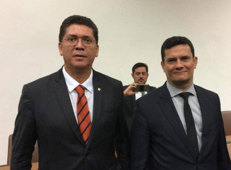 Secretário de Segurança do MA debate lei anticrime com Ministro Sergio Moro em DF