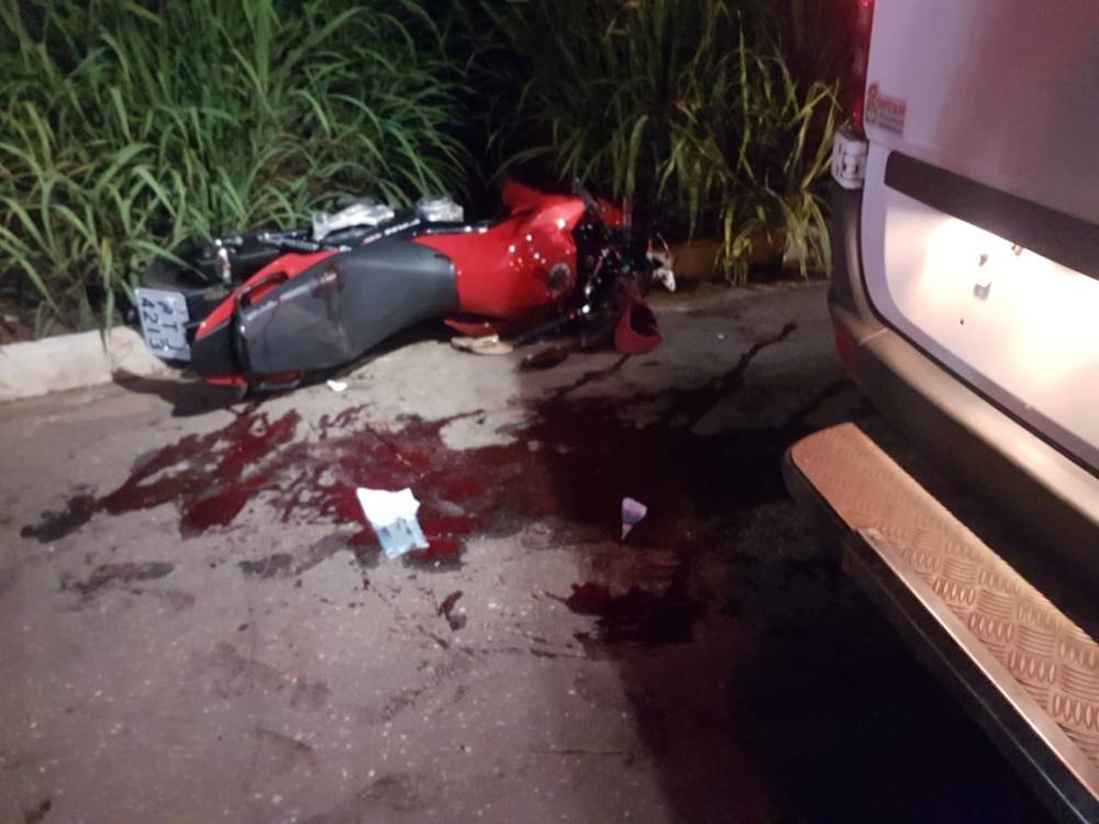 Colisão entre ônibus e motocicleta deixa dois feridos na BR-010 no MA