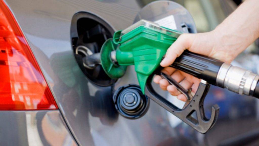 Preço médio da gasolina nas bombas tem nova queda e segue no menor valor desde janeiro de 2018, diz ANP