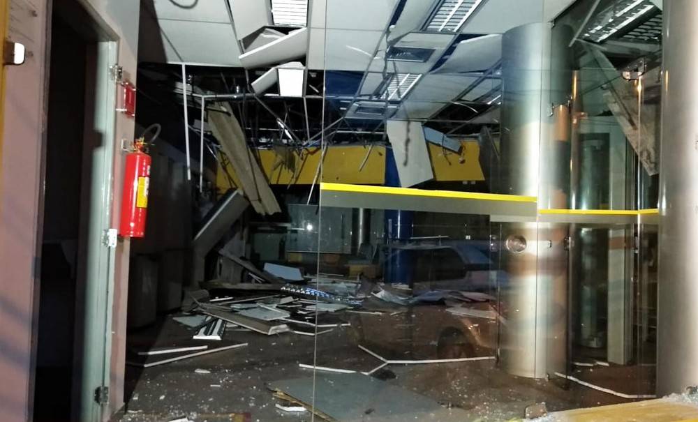 Bandidos explodem agência do Banco do Brasil em São Luís