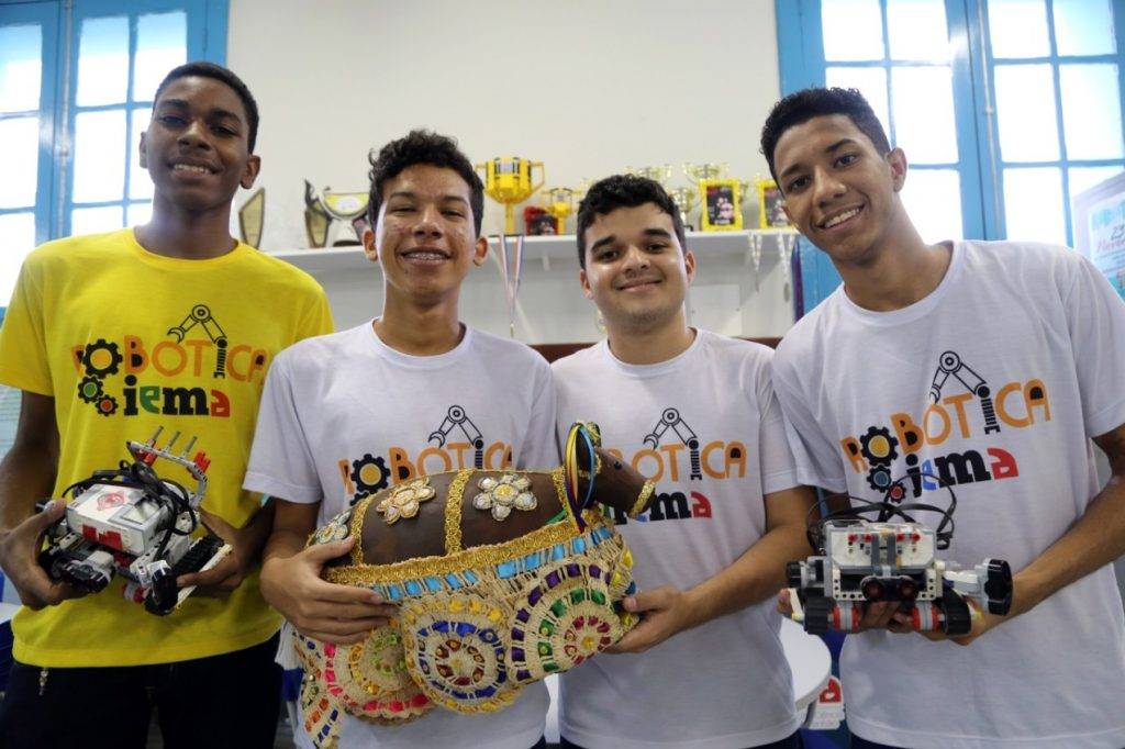 Estudantes maranhenses irão disputar torneio mundial de robótica na Coréia do Sul