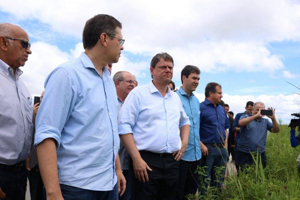 No Maranhão, ministro diz que governo não vai tolerar 'calote' de empresas em obras federais