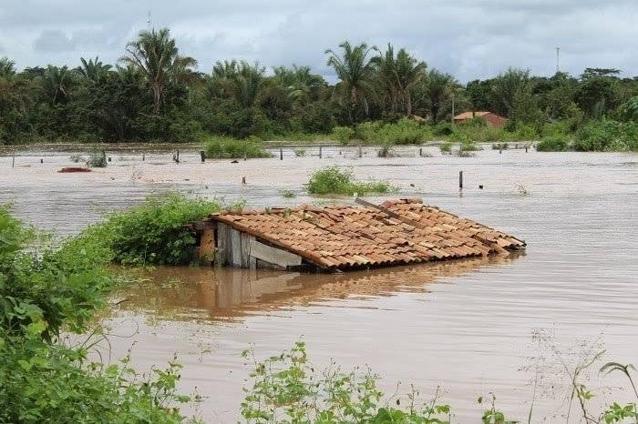 Mais de duas mil famílias foram atingidas pelas chuvas em Imperatriz