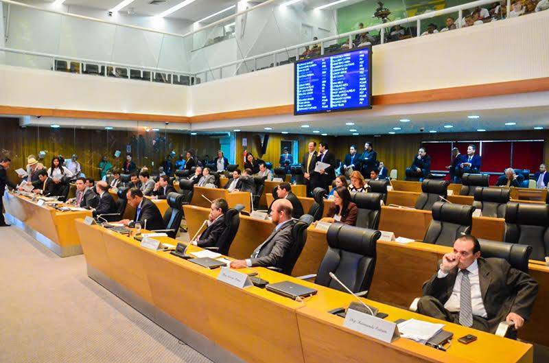 Encontro entre Dino e Sarney repercute na Assembleia Legislativa do Maranhão