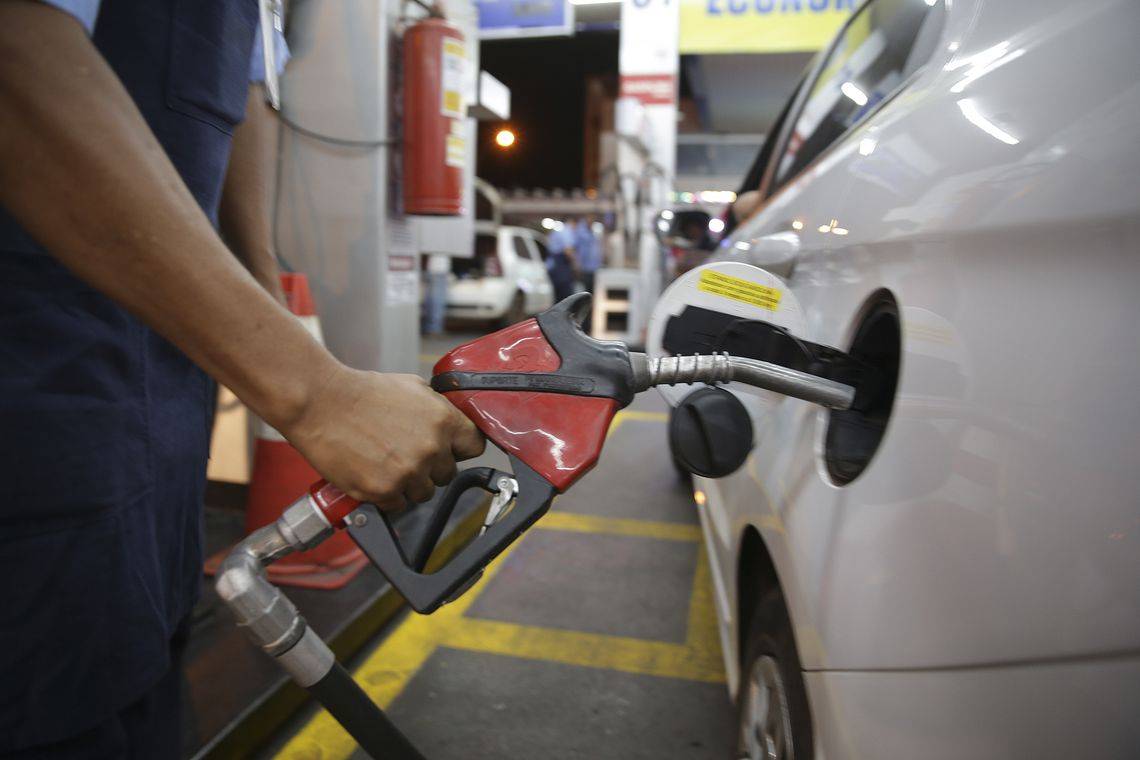 Petrobras anuncia redução no preço da gasolina e do diesel