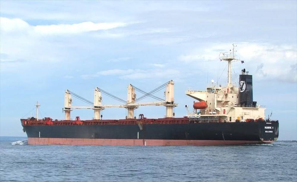 Imigrantes africanos são encontrados no fundo de navio cargueiro no Maranhão
