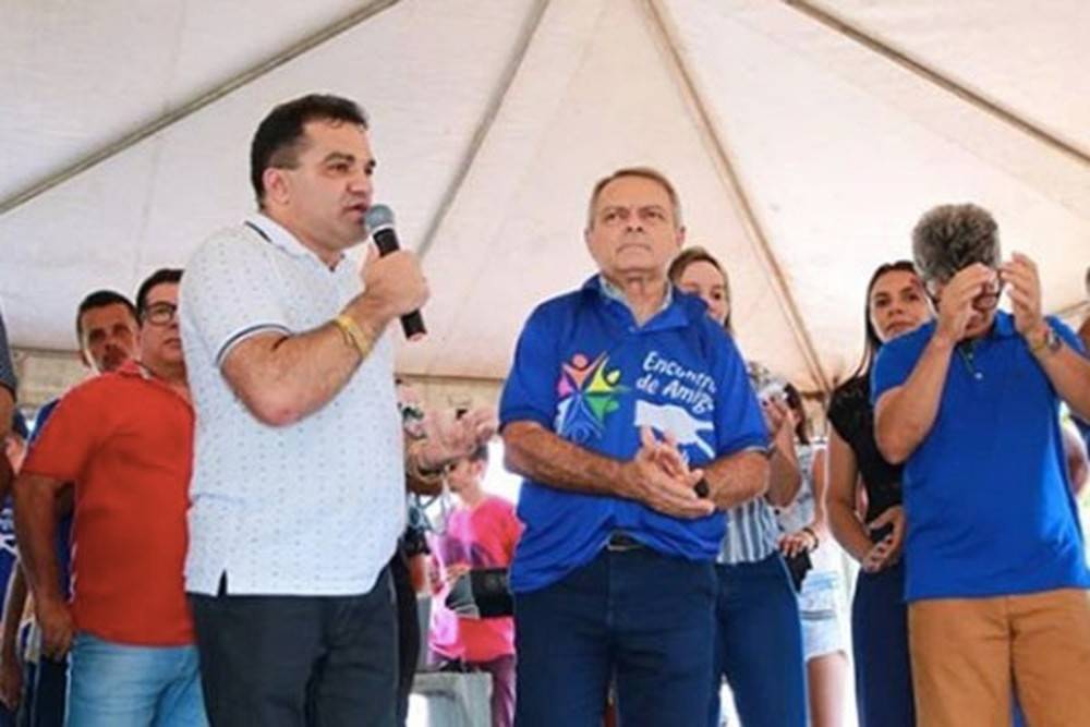Deputado Hélio Soares sofre infarto durante evento político