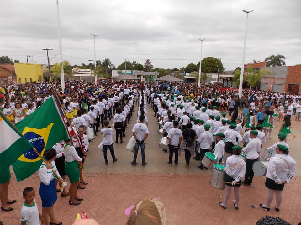 Prefeitura de São João do Paraíso realiza desfile cívico alusivo ao dia 7 de Setembro