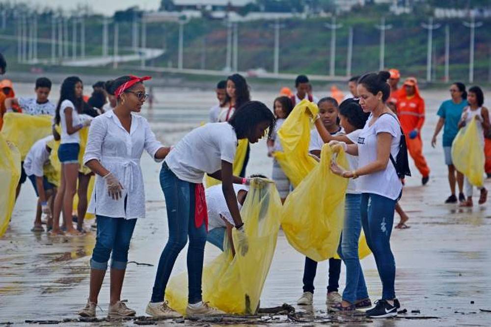 Ações do Dia Mundial da Limpeza de Praia são realizadas em São Luís