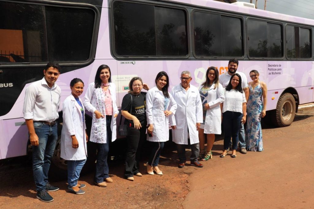 Ônibus Lilás solicitado pelo deputado Felipe dos Pneus realiza mais de 300 atendimentos em povoados de Santa Inês