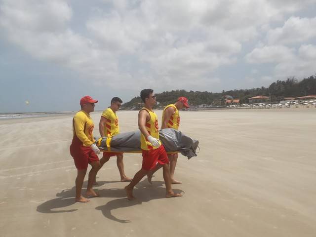 Corpo de jovem desaparecido é encontrado na praia do Araçagi, em São José de Ribamar