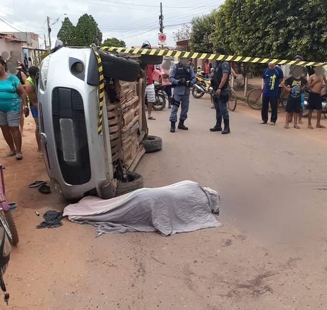 Acidente de carro deixa um homem morto e três feridos em Imperatriz