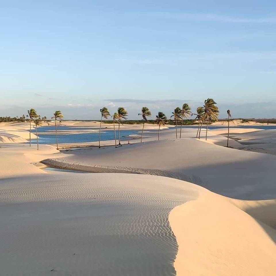 Praia do Arpoador em Tutóia um resort natural cercado por dunas no Maranhão