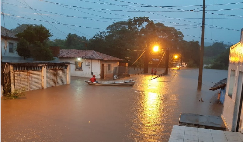 Chuva deixa mais de 1.800 famílias desabrigadas e desalojadas no Maranhão