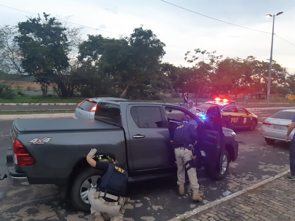 PRF prende quadrilha especializada em roubo e furto de veículos no MA