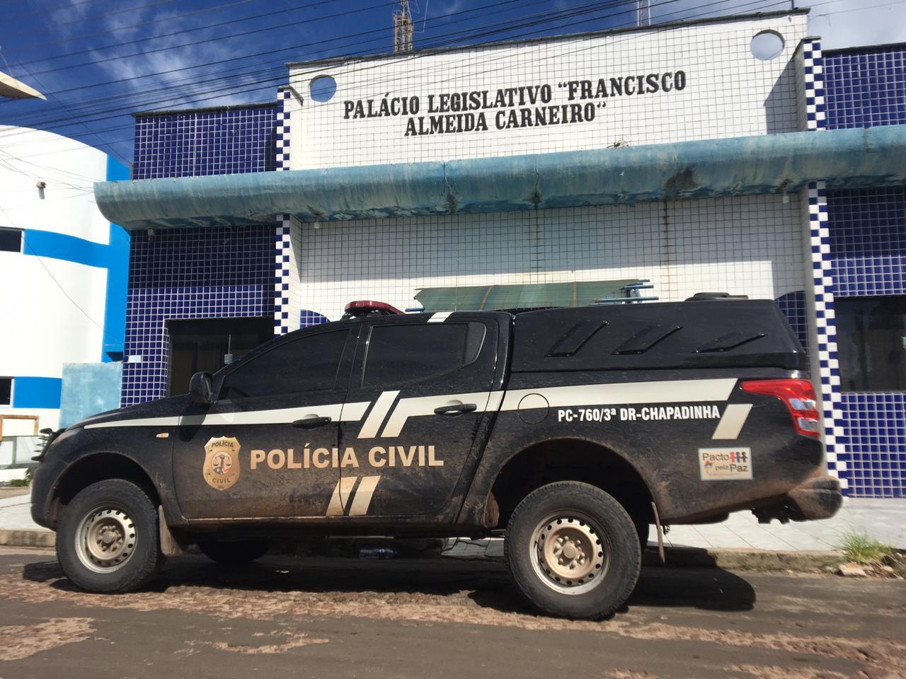 Polícia Civil realiza mega operação na Câmara Municipal de Chapadinha
