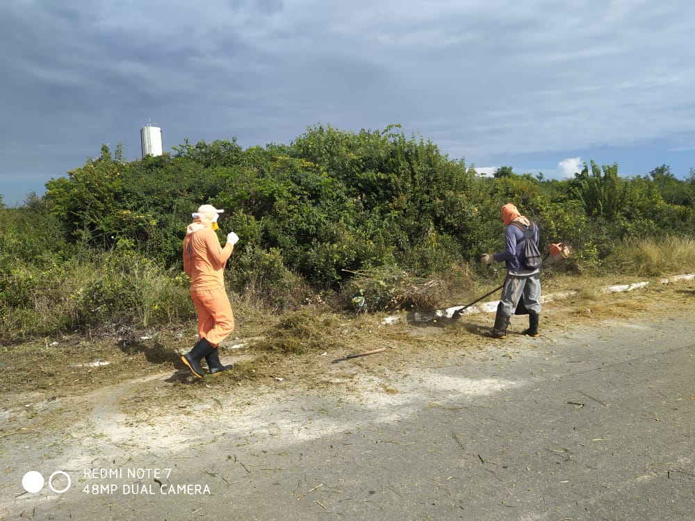 Prefeitura de Tutóia realiza limpeza em bairros do município