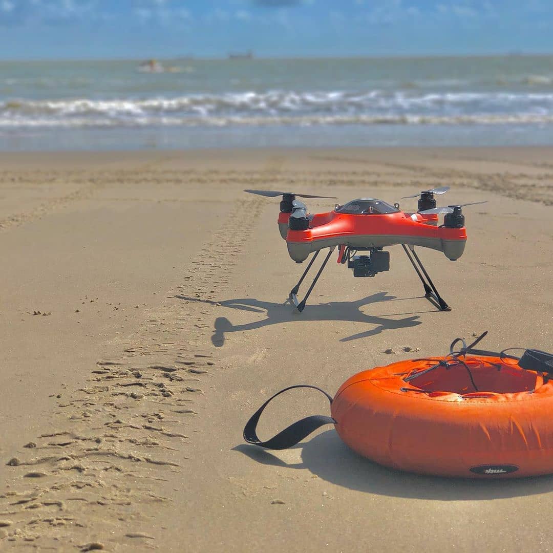 Corpo de Bombeiros testa drone que deve ajudar nos salvamentos em alto mar no Maranhão