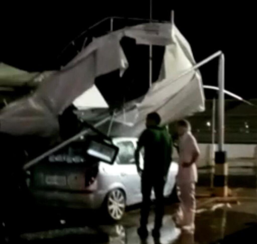 VÍDEO: Forte chuva causa destruição e prejuízos à moradores de Grajaú no MA