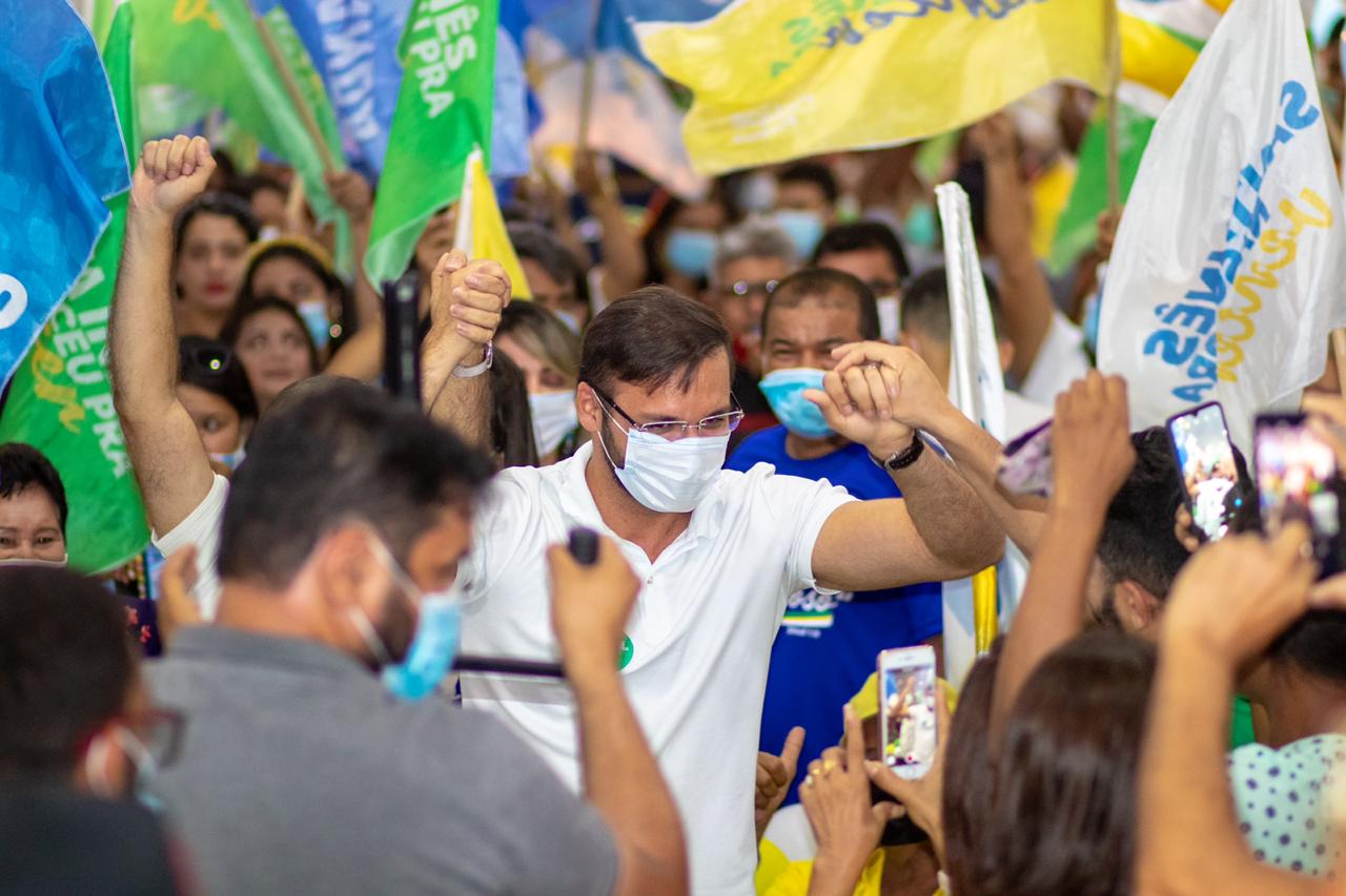 “Eu quero entrar para história como o melhor prefeito que Santa Inês já teve” diz Felipe dos Pneus durante convenção