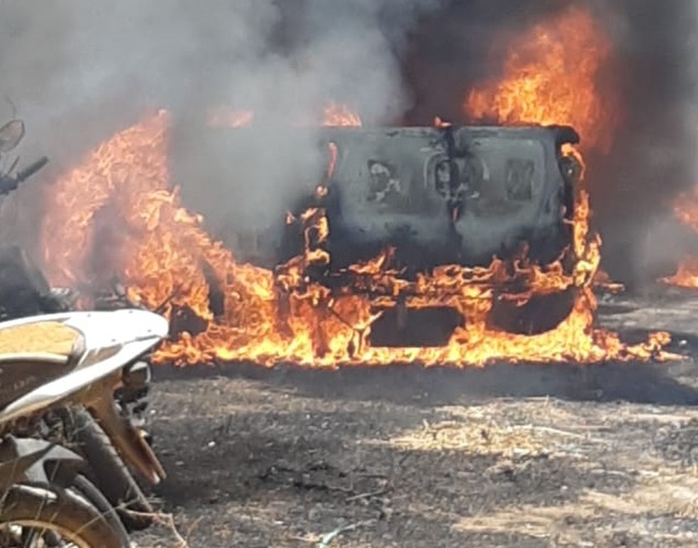 Incêndio destrói veículos em depósito da Polícia Civil em Timon; veja o vídeo