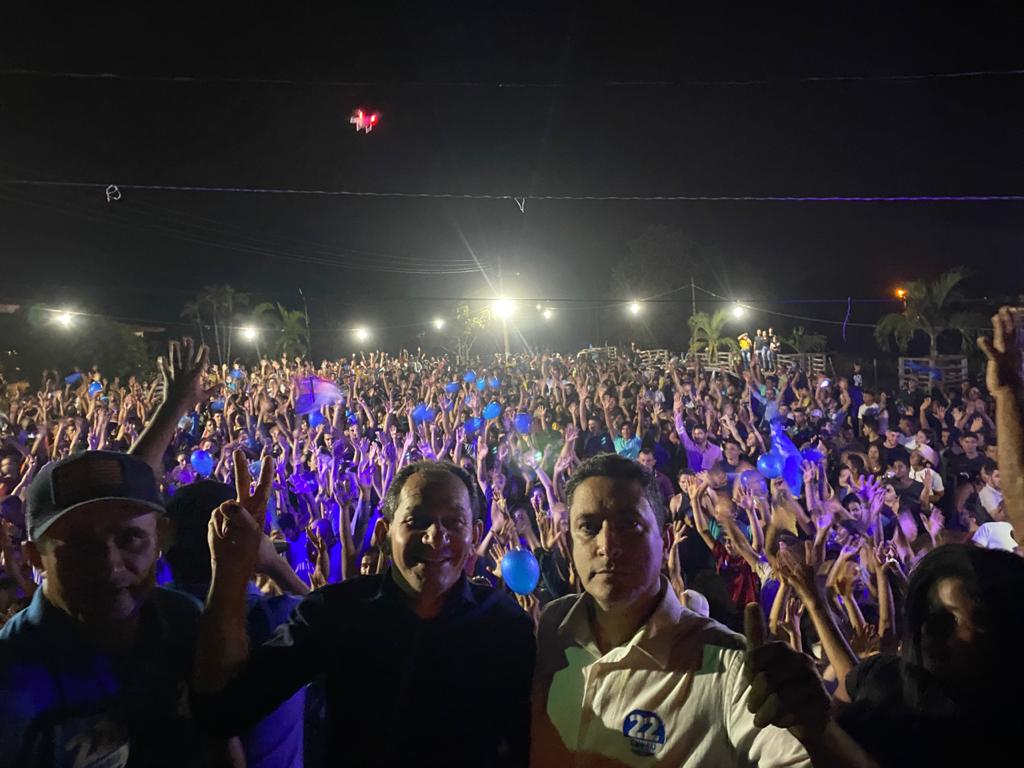 Multidão de jovens declaram apoio a Cirineu em Formosa da Serra Negra