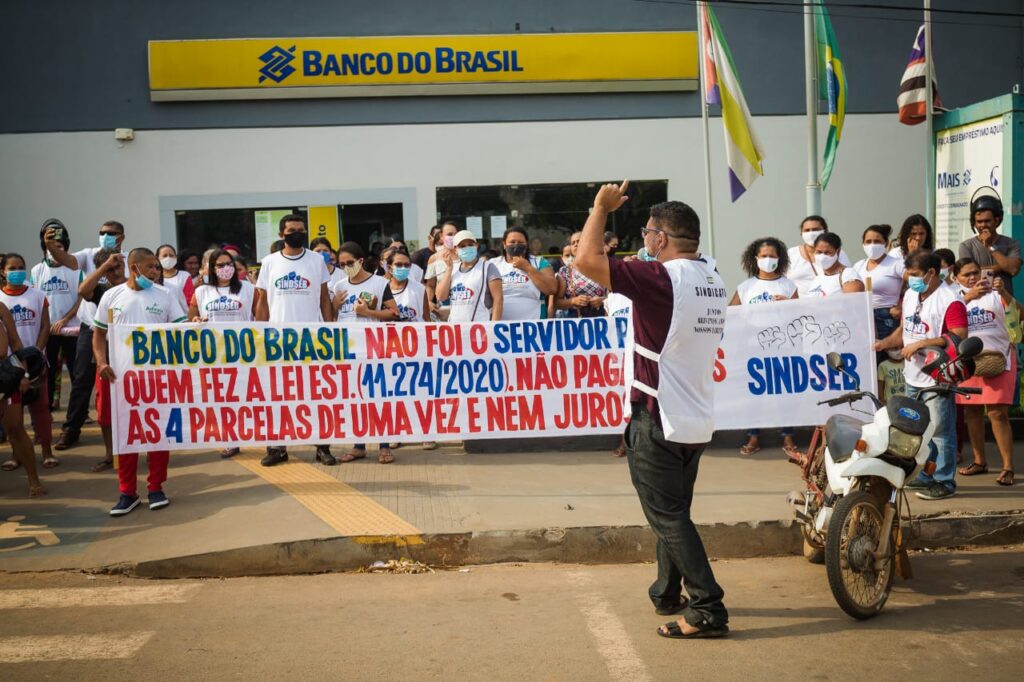 Sindicato dos Servidores Públicos de Buriticupu realizam manifestação