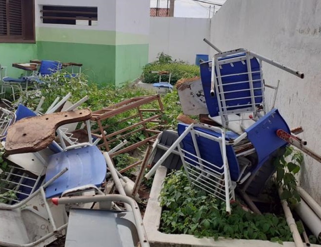 Maura Jorge vai pegar uma cidade sucateada; veja as fotos do abandono que se encontra Lago da Pedra