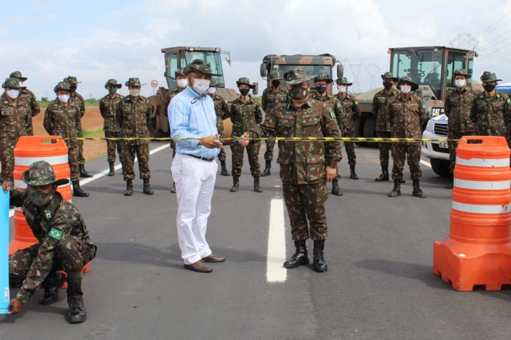 Exército e DNIT entrega 11 Km de restauração da BR-135 no Maranhão