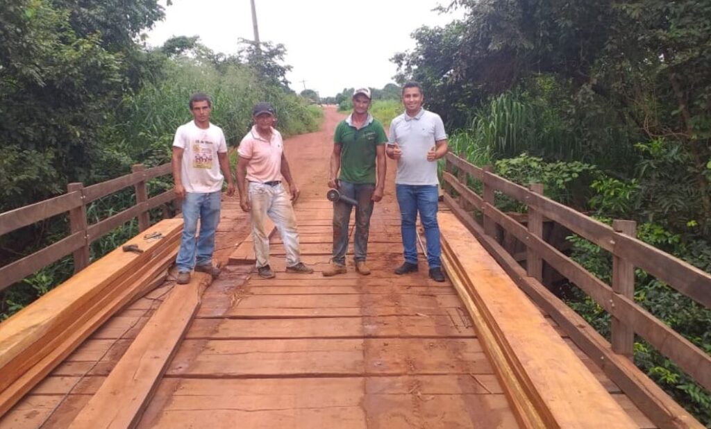 Pontes abandonadas pela gestão de Raimudinho são recuperas pela nova prefeita de Lajeado Novo