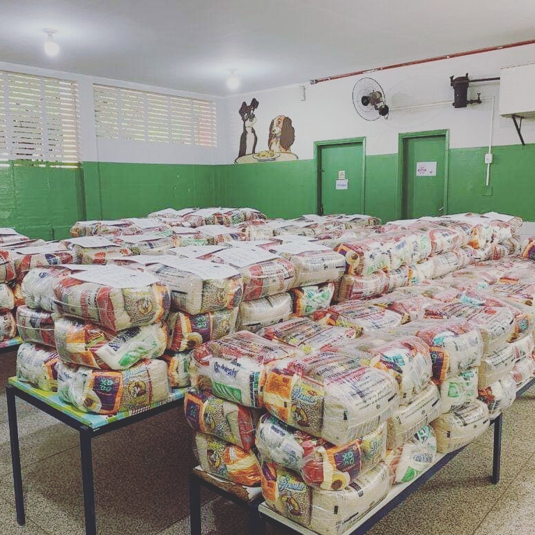 Pais de alunos cobram da Prefeitura de João Lisboa a distribuição dos kits de merenda escolar