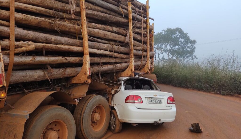 Terceirizada da Suzano que provocou acidente na BR-222 se recusa a reparar danos