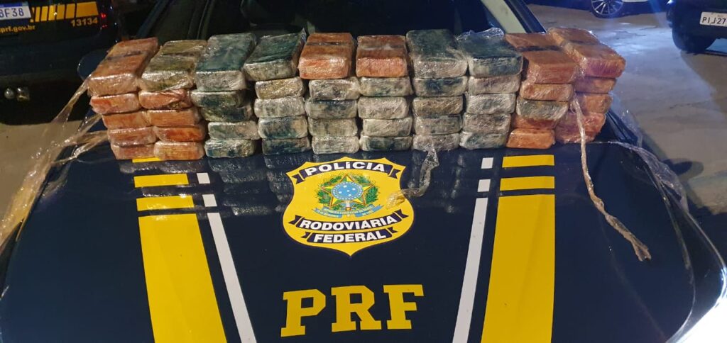 PRF apreende 52kg de cocaína pura avaliada em R$ 6,5 milhões em rodovia do Maranhão