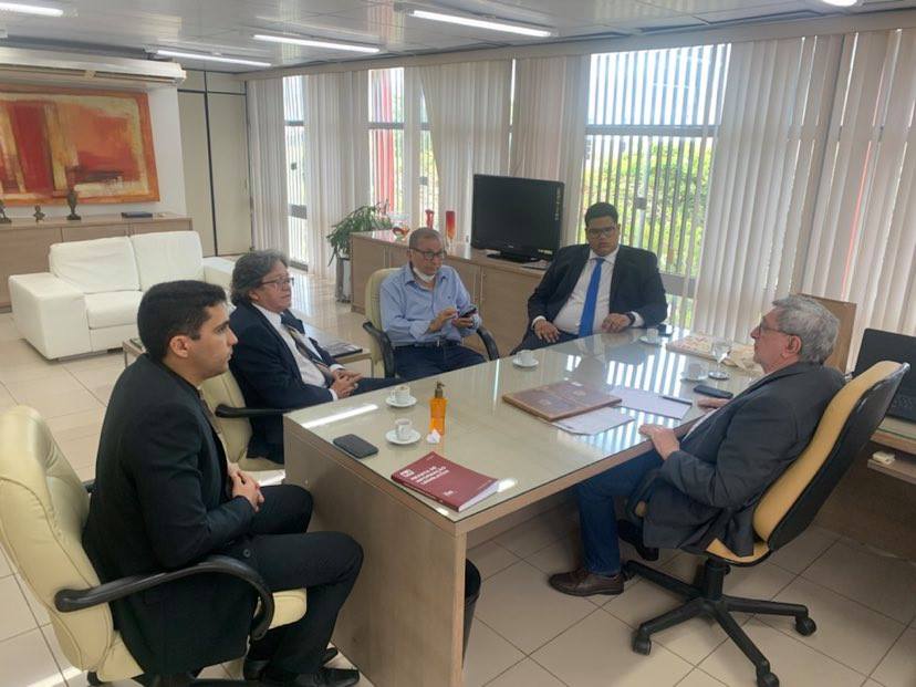 Vereadores Chico Carvalho, Daniel Oliveira e Marlon Botão, de São Luís fazem visita institucional ao presidente do TCE-MA