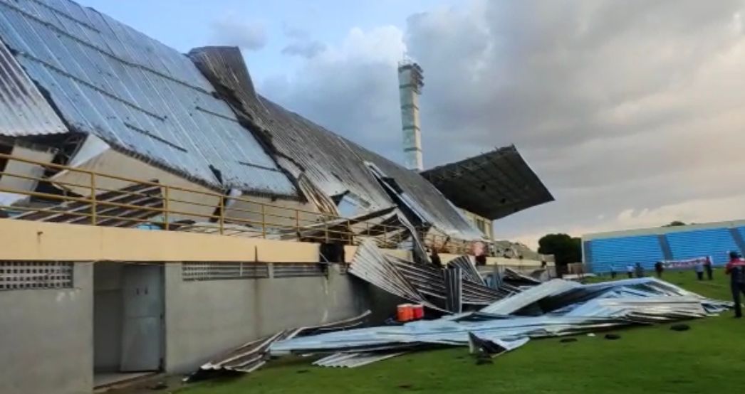 Forte chuva deixa rastro de destruição em Imperatriz; alguns bairros registraram granizo