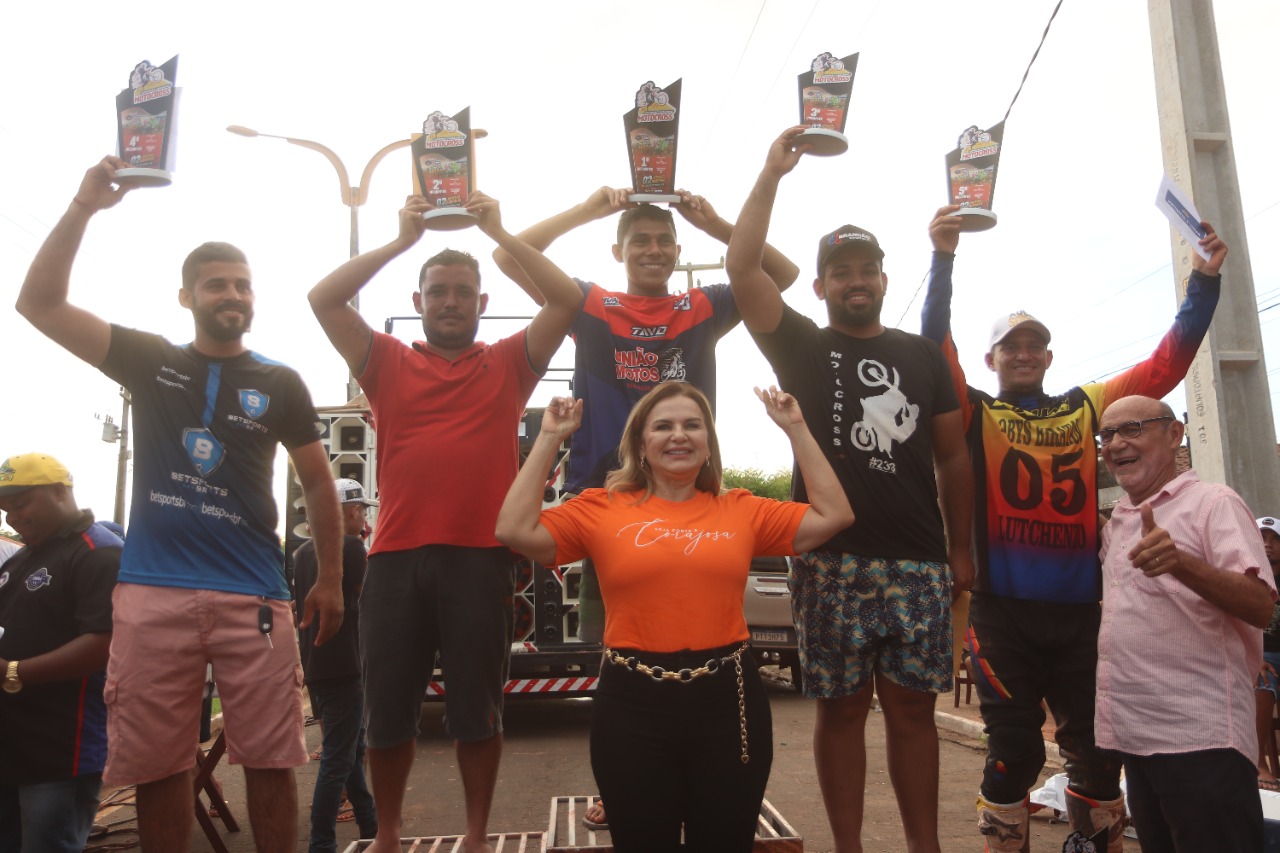 Maura Jorge recebe a 13ª edição do Campeonato Maranhense de Motocross em Lago da Pedra