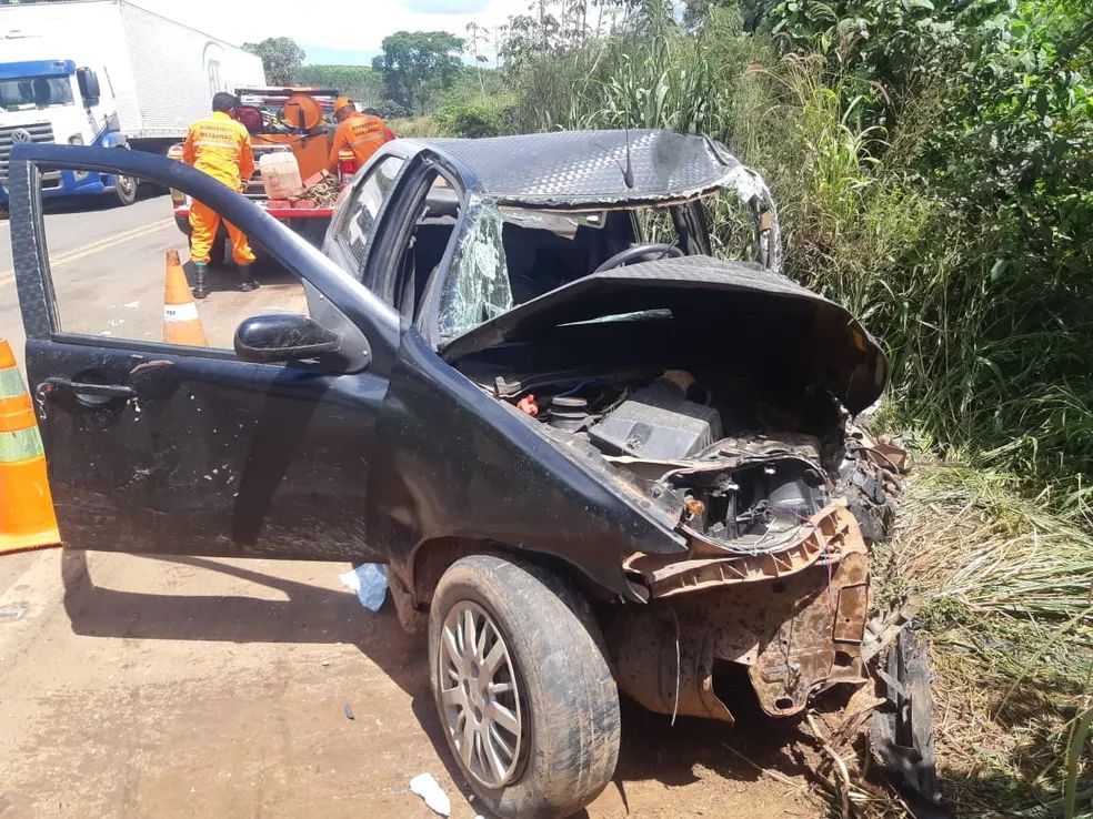 Colisão frontal entre três veículos deixa uma pessoa morta na BR-010 em Imperatriz