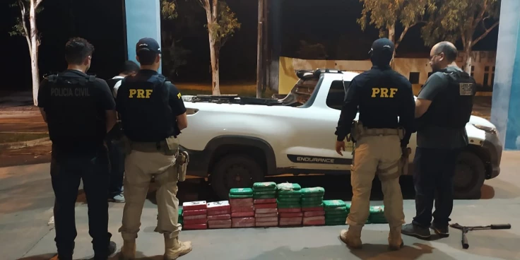 Homem é preso transportando 67 tabletes de cocaína e crack na BR-135 em São Luís