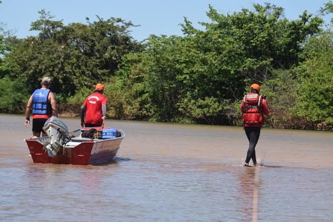 Três pessoas da mesma família morrem afogadas no Rio Parnaíba em Timon