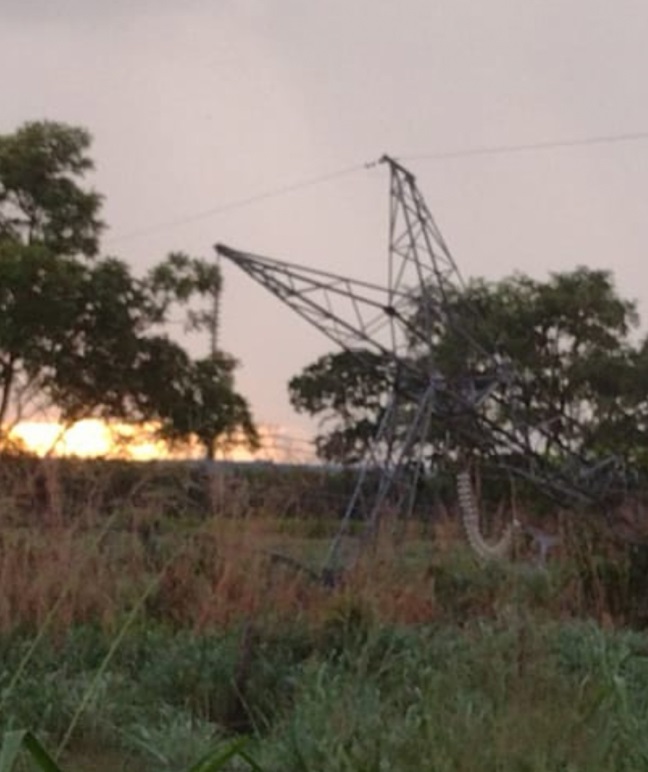 Queda de Torre de Transmissão da TAESA causa falta de energia nos municípios de Estreito e Carolina em plena virada de ano