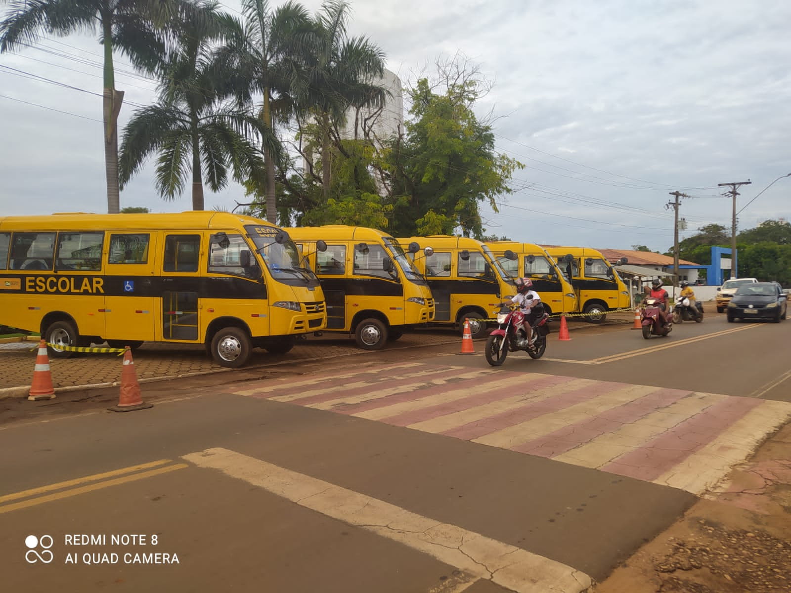 Recursos do FUNDEB do Governo Federal garante a compra de ônibus escolares em Estreito