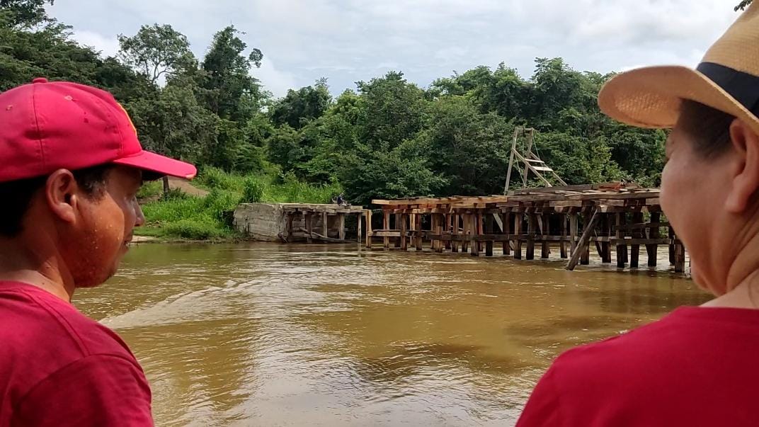 Parceria de prefeitura com população ergue ponte ligando o povoado Sidon a Fortuna