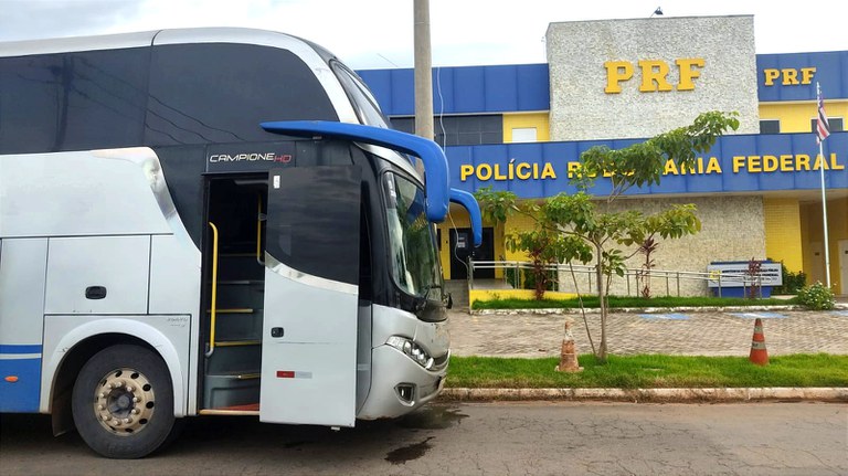 Preso homem suspeito de importunação sexual dentro de ônibus em Santa Inês