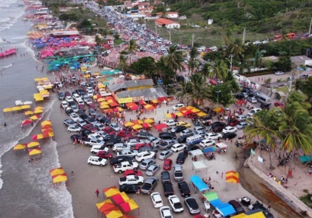 Justiça proíbe veículos de trafegar nas faixas de areia da praia do Araçagi