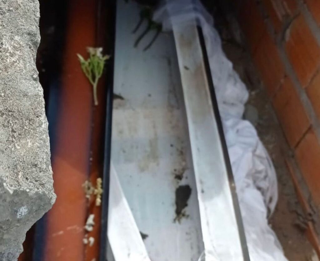 Cadáver de jovem é encontrado desenterrado e com marcas abuso sexual no Maranhão