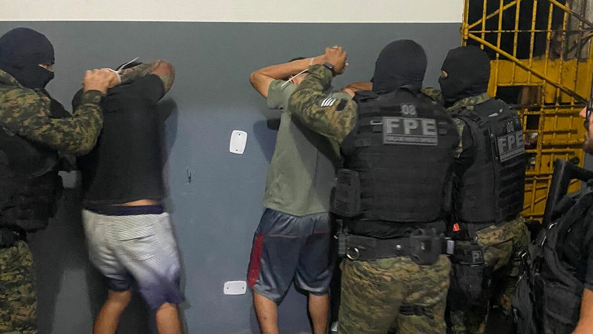 Polícia prende 54 integrantes de facção criminosa em Imperatriz